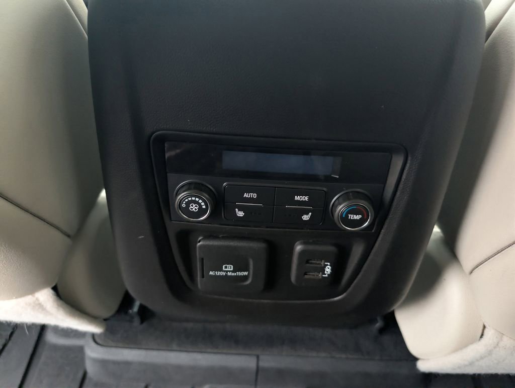 Used 2022 Buick Enclave Avenir w/ Avenir Technology Package image 29