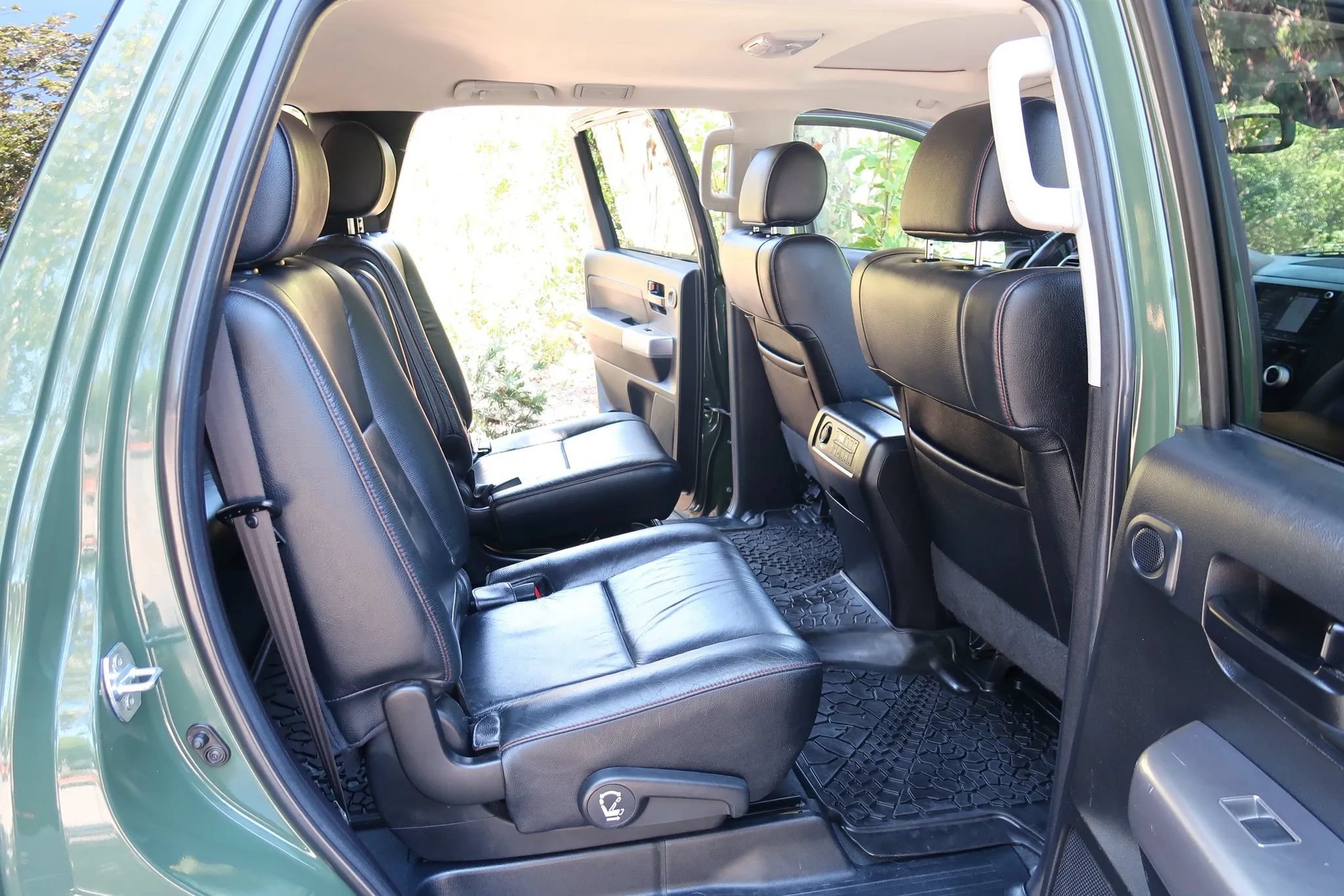 Used 2020 Toyota Sequoia TRD Pro AWD/4WD image 33