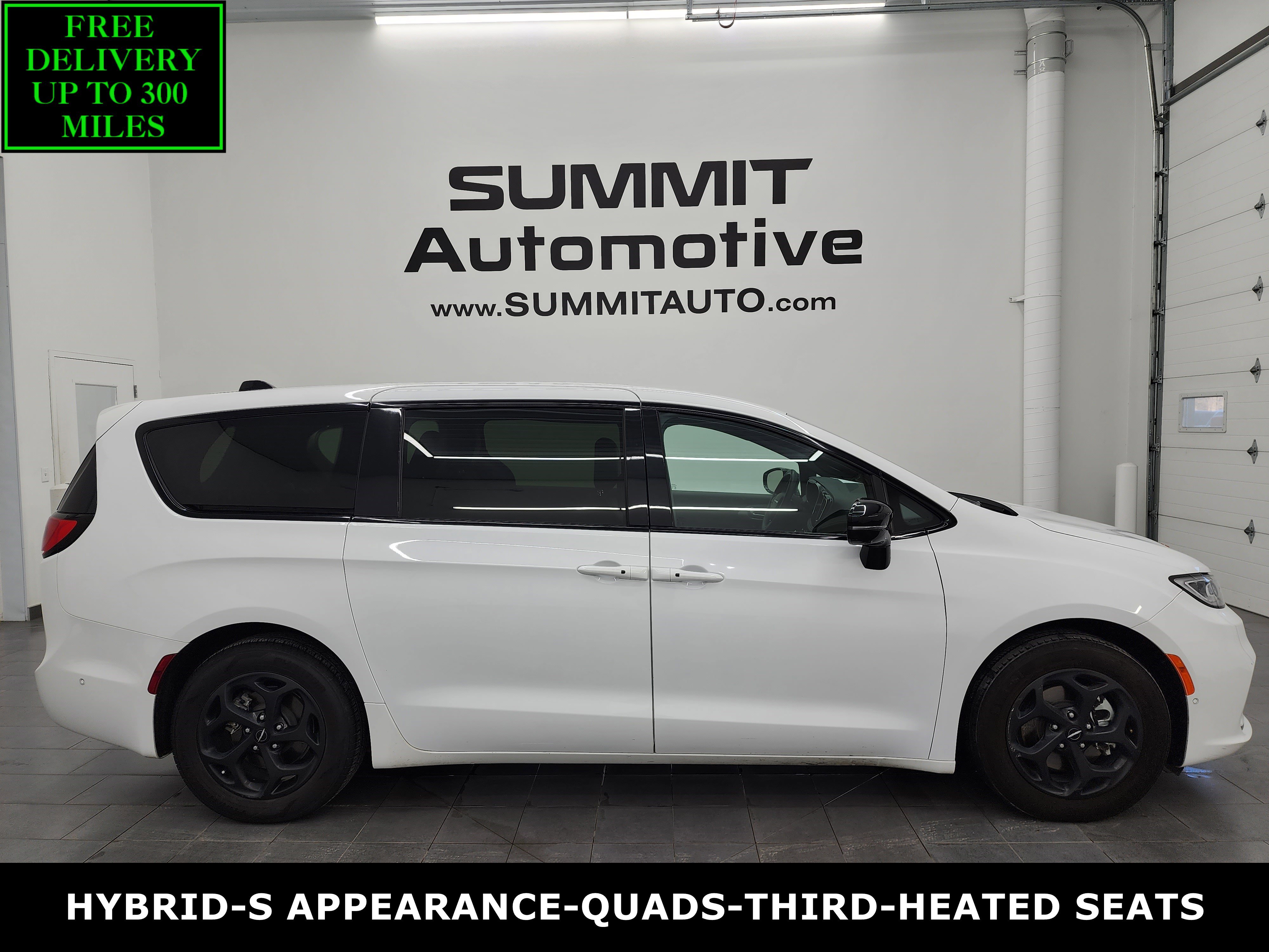 Used 2024 Chrysler Pacifica Limited