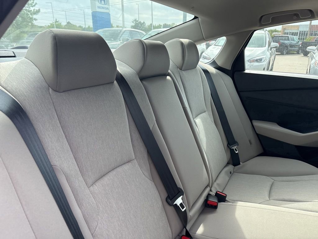 Certified 2025 Honda Accord SE image 32