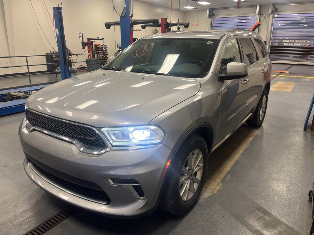 Used 2021 Dodge Durango SXT AWD/4WD image 2