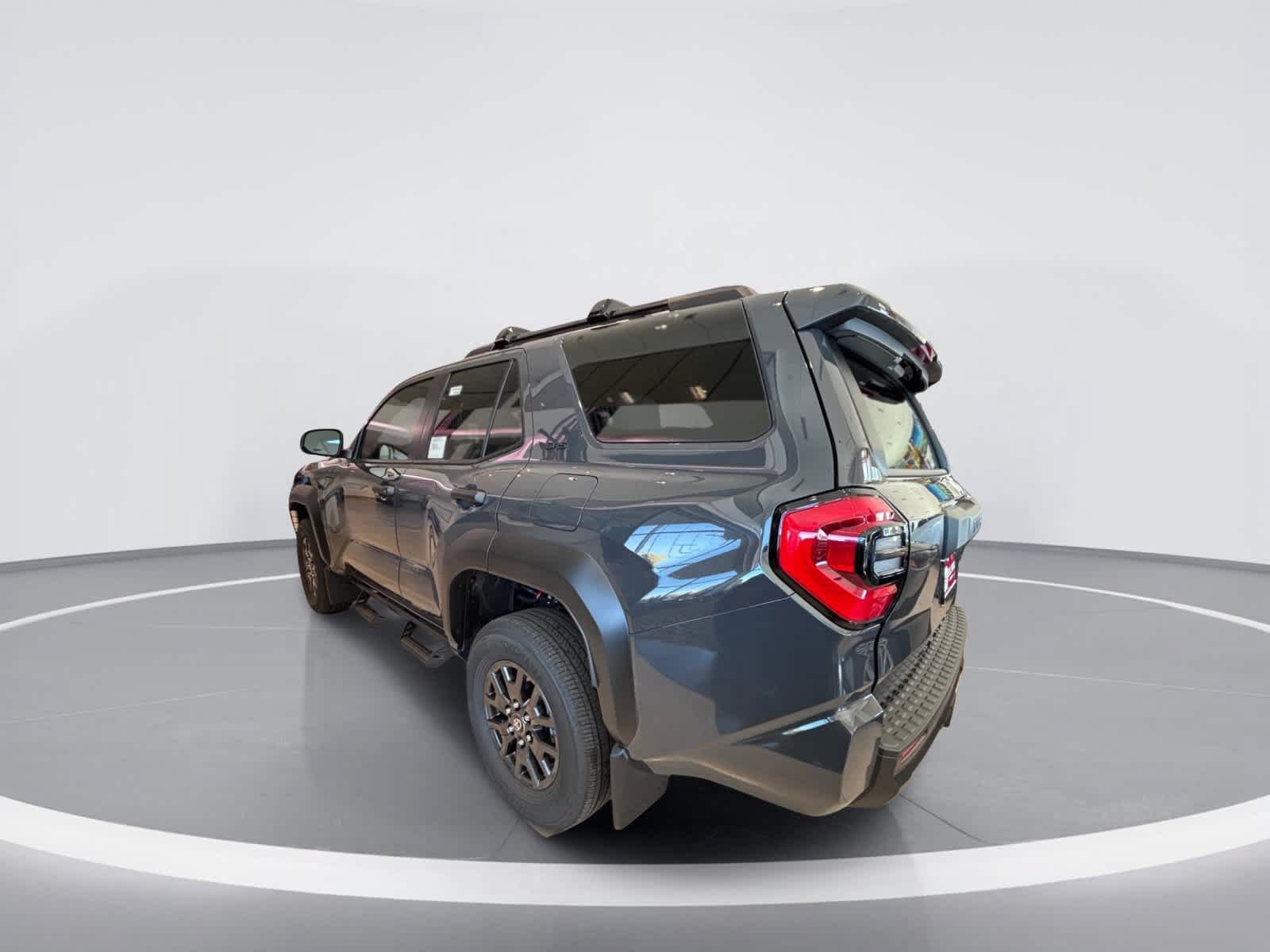 New 2026 Toyota 4Runner SR5 AWD/4WD image 3
