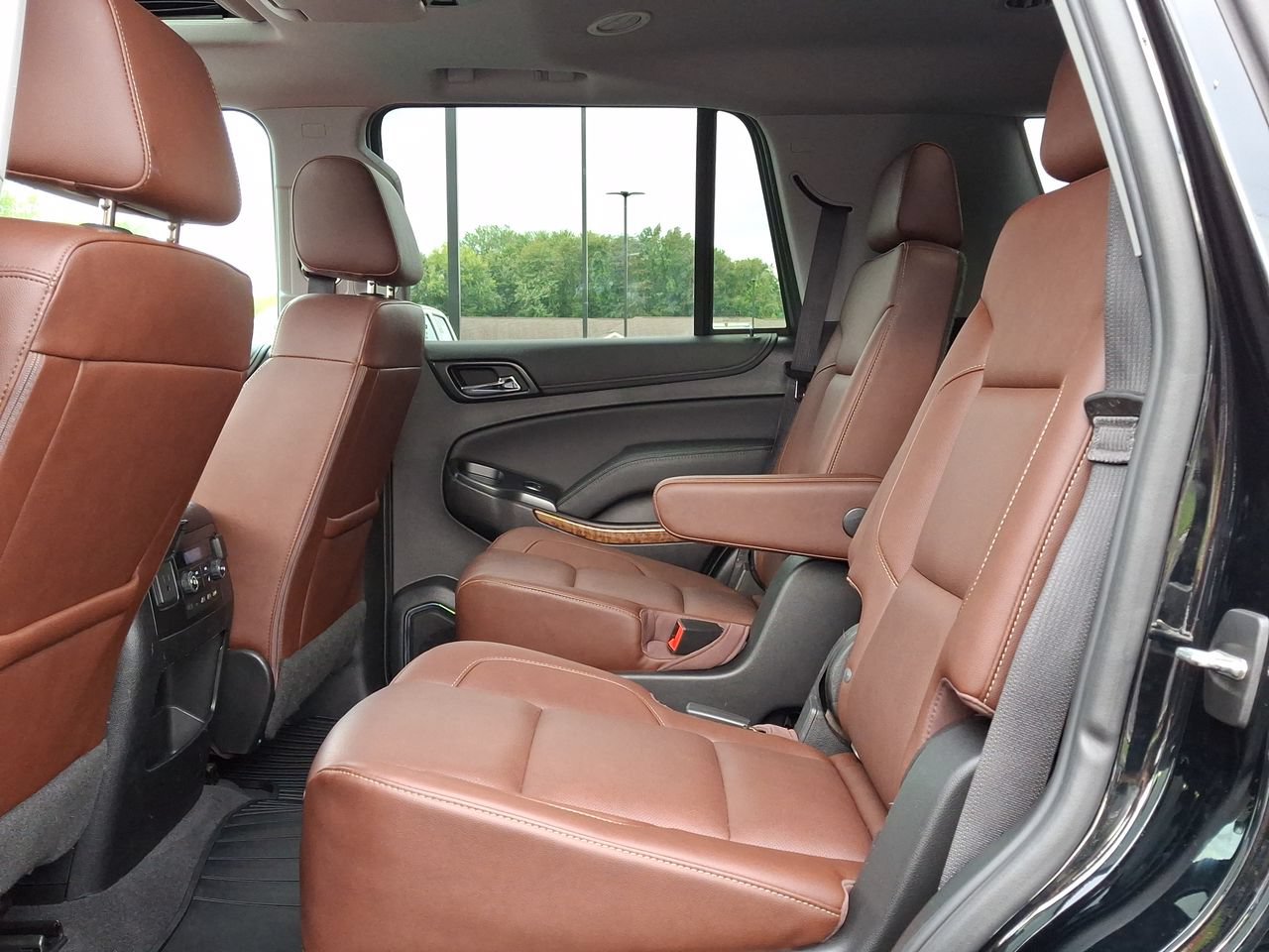 Certified 2019 Chevrolet Tahoe Premier w/ Premier Plus Edition AWD/4WD image 12