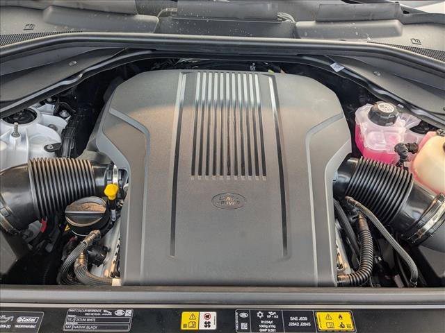 New 2025 Land Rover Range Rover SE image 18