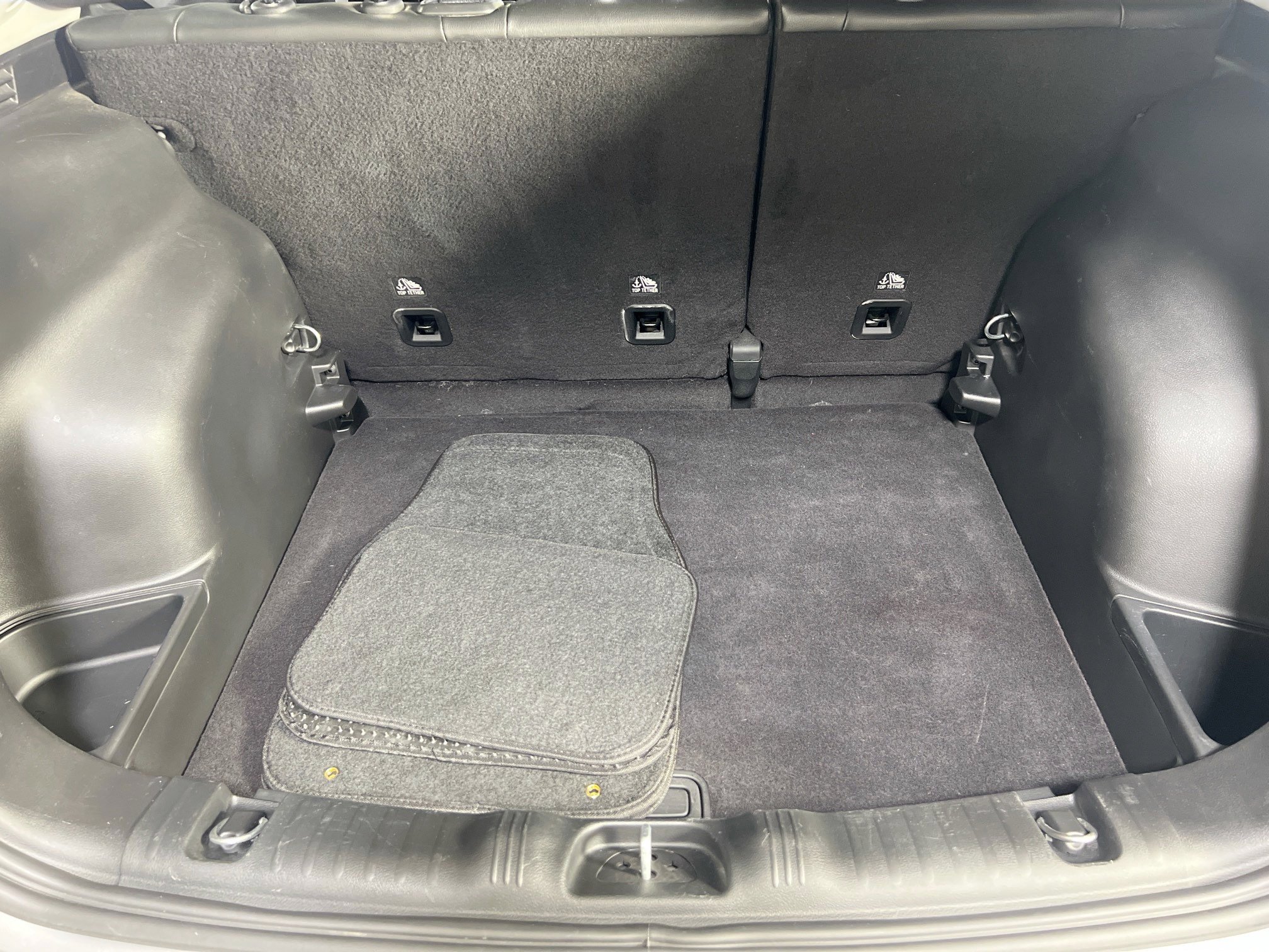 Used 2022 Jeep Compass Limited image 24