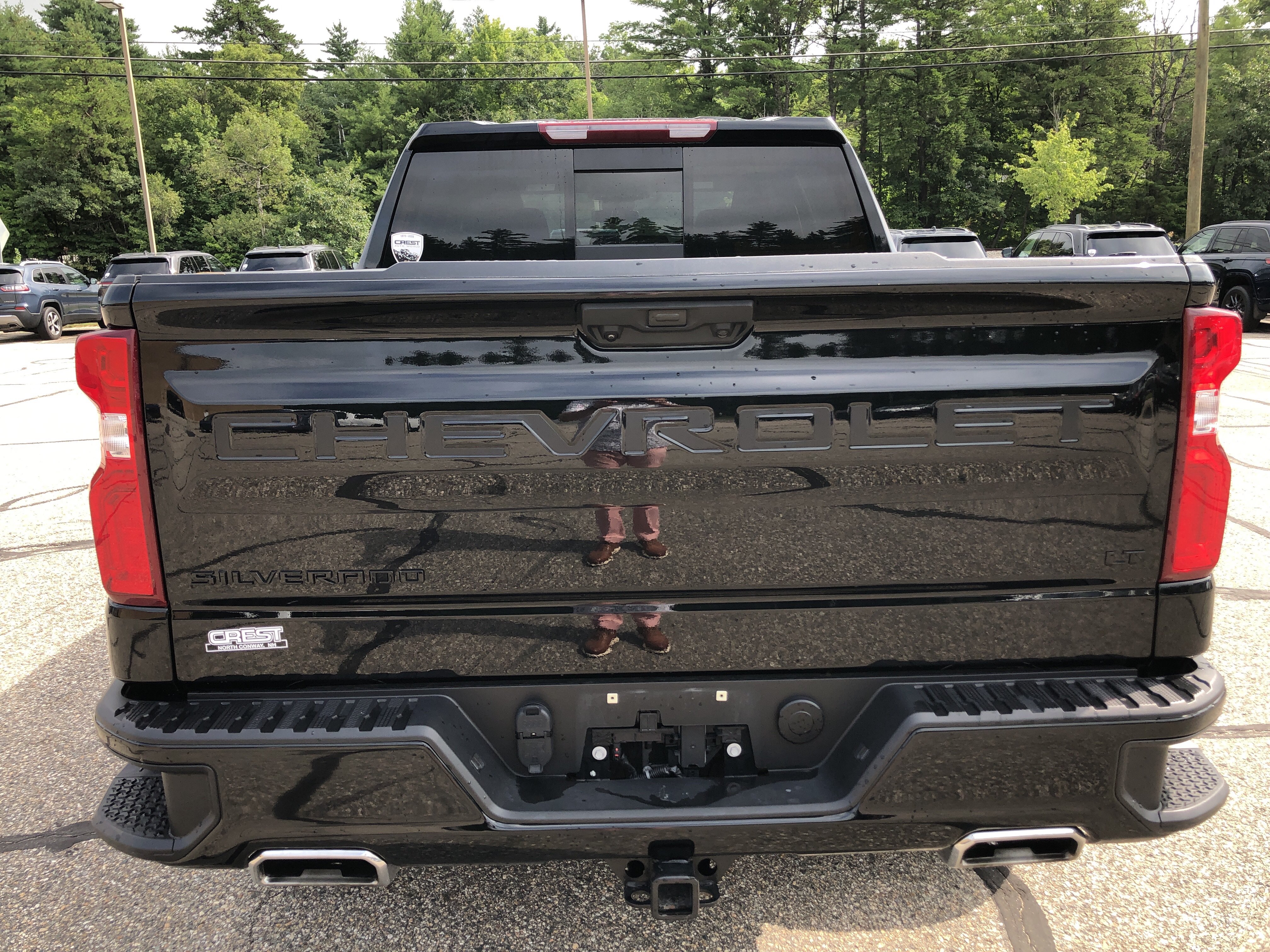 Used 2025 Chevrolet Silverado 1500 LT Trail Boss w/ Convenience Package II AWD/4WD image 4