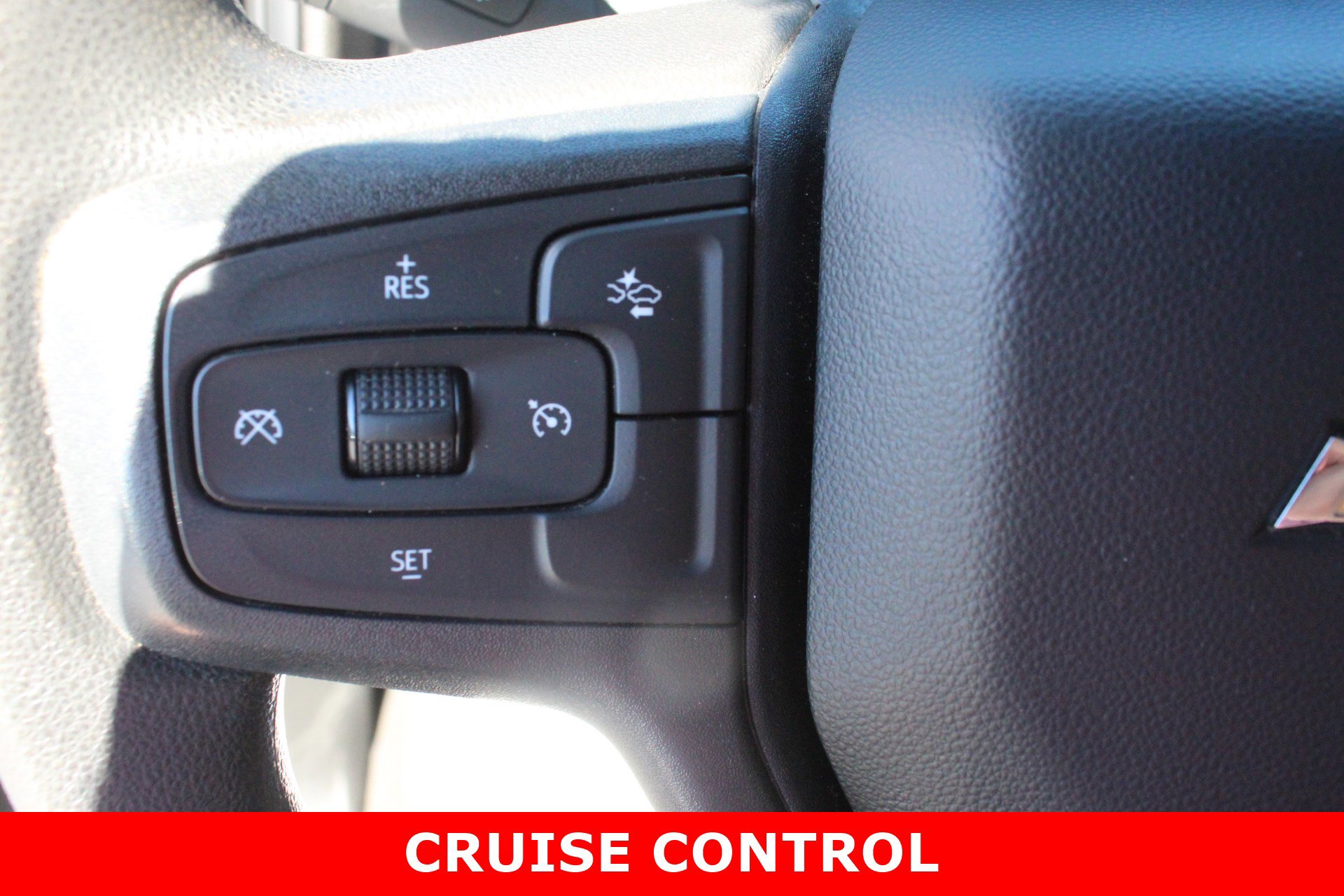 Used 2024 Chevrolet Silverado 2500 Custom w/ Custom Value Package AWD/4WD image 15