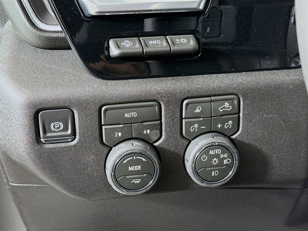 New 2026 Chevrolet Silverado 1500 LTZ w/ Technology Package AWD/4WD image 10