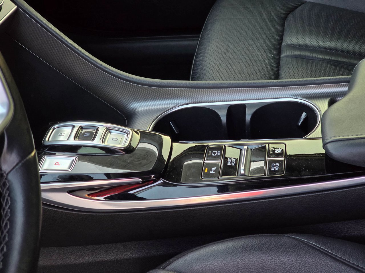 Used 2023 Hyundai Sonata Limited image 12