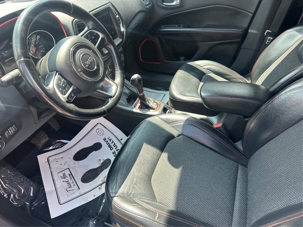 Used 2019 Jeep Compass Trailhawk AWD/4WD image 11