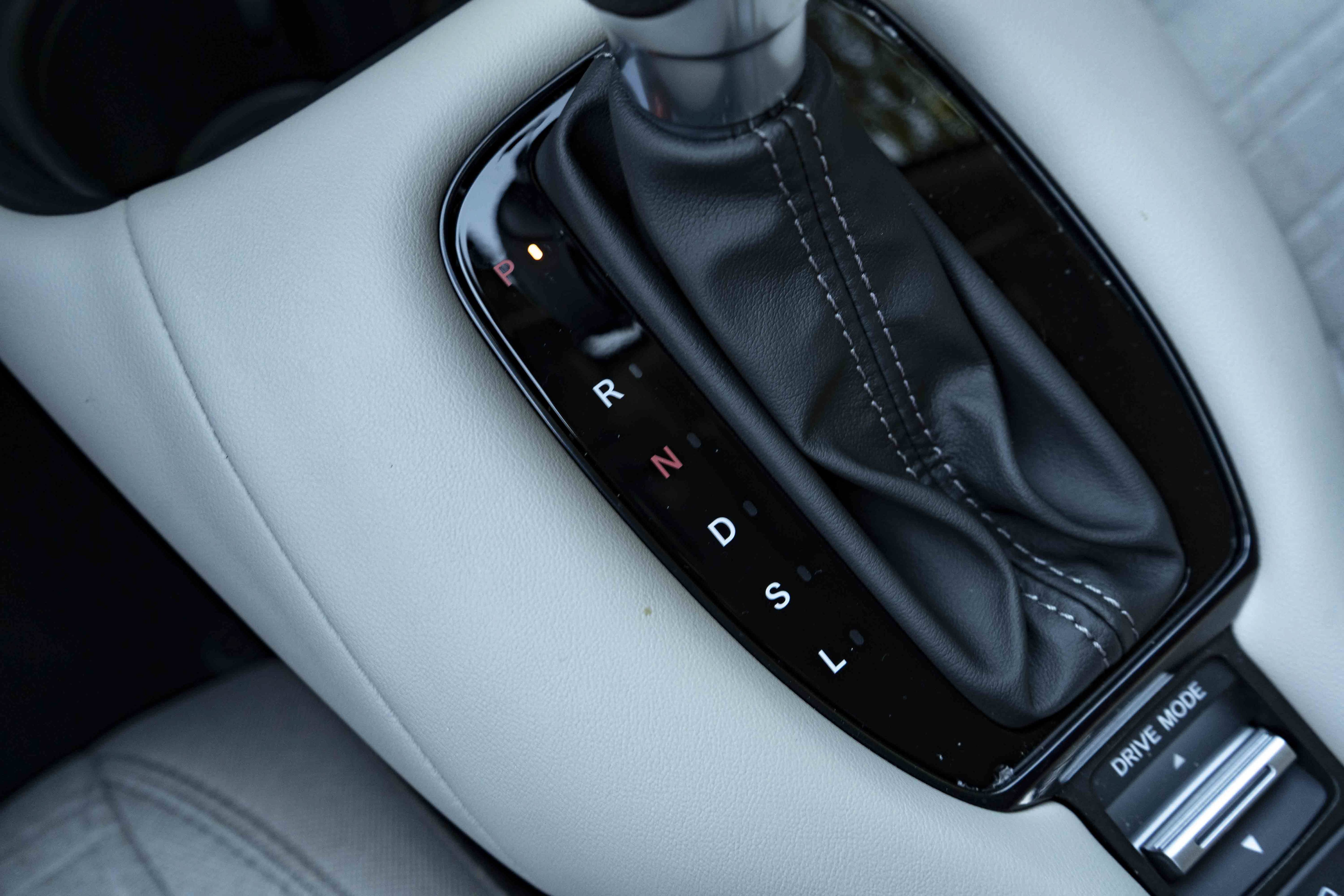 Certified 2027 Honda HR-V LX image 30
