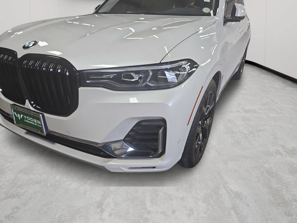 Used 2021 BMW X7 xDrive40i w/ Premium Package AWD/4WD image 46