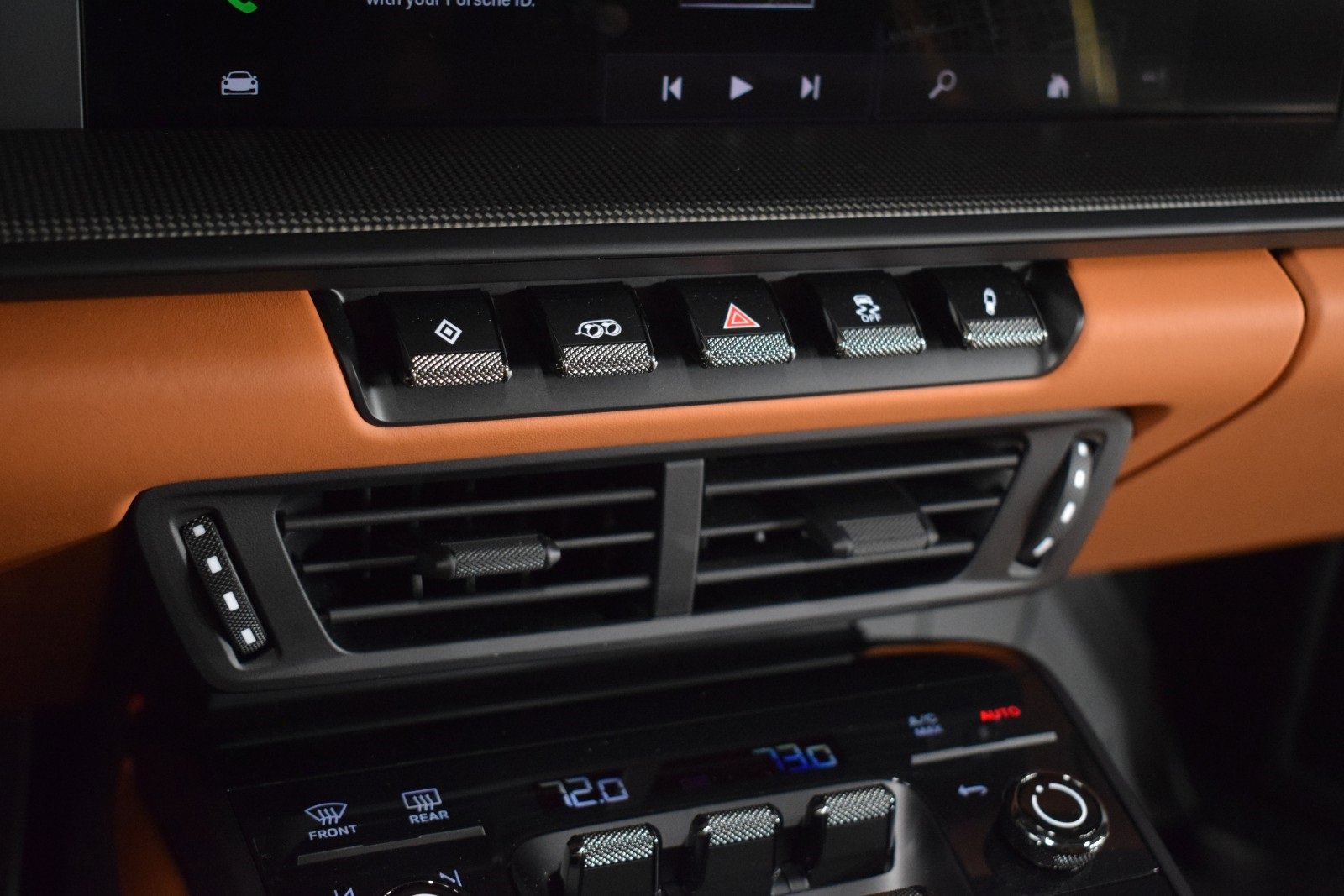 Used 2026 Porsche 911 Targa 4 GTS image 32