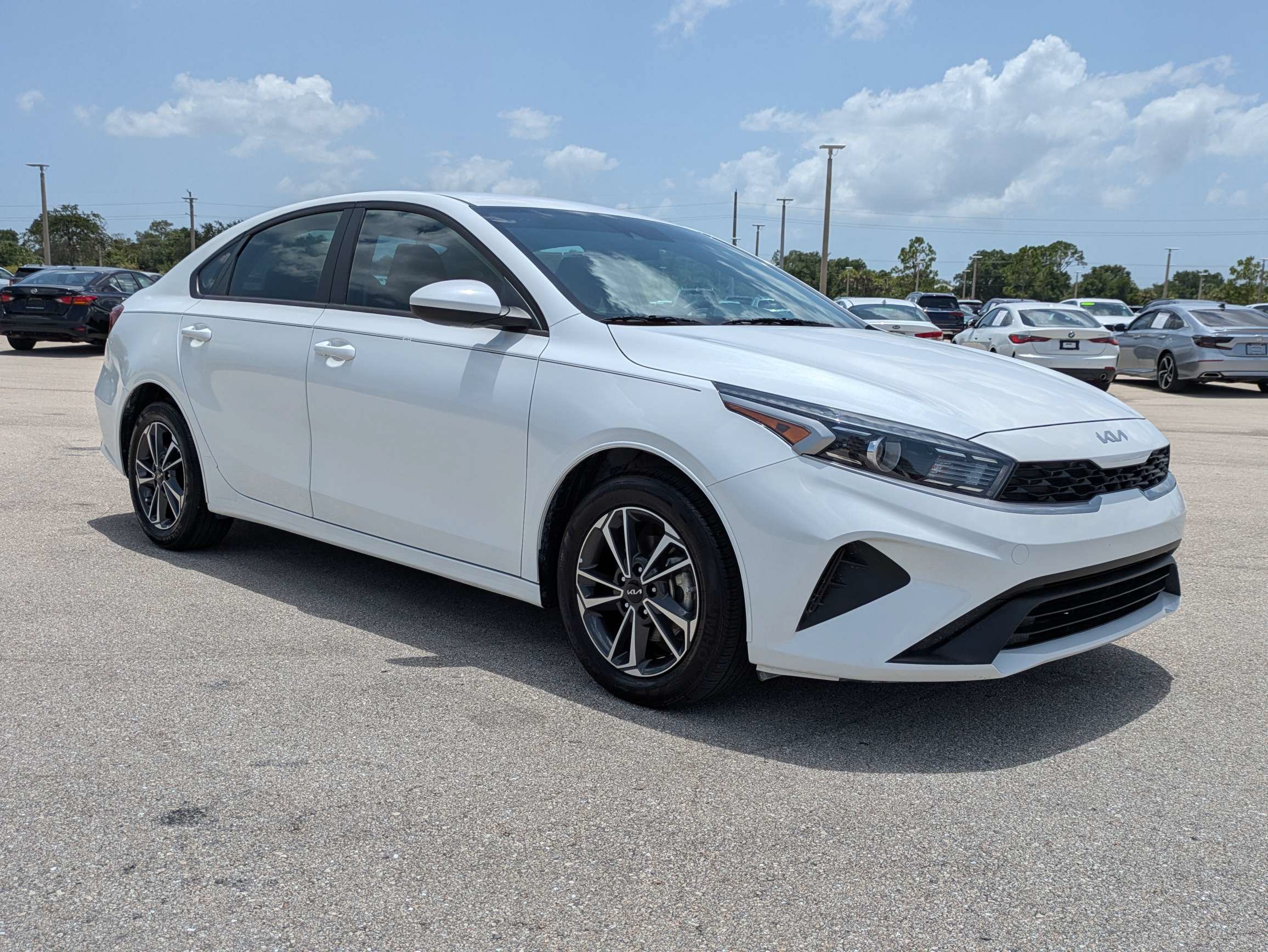 Certified 2024 Kia Forte LXS FWD image 2