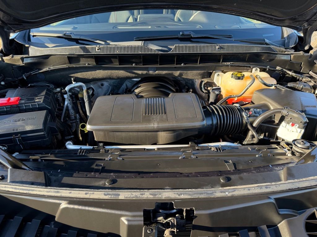 Used 2022 Chevrolet Tahoe RST w/ Luxury Package image 43