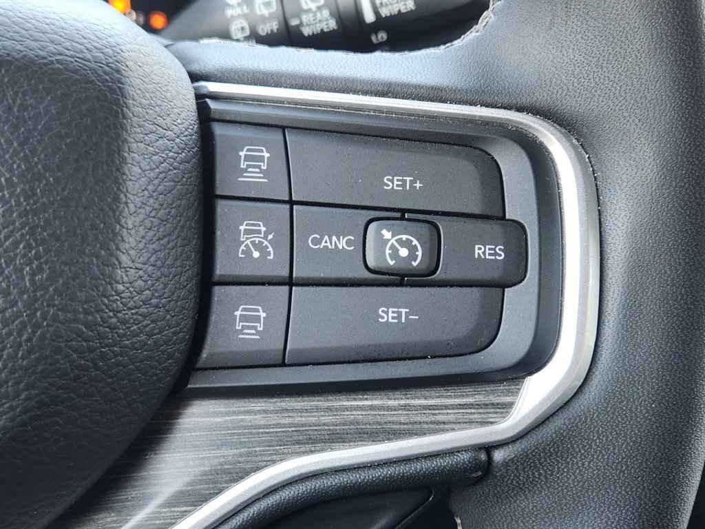 Used 2024 Jeep Wagoneer Series II w/ Flexible Seating Group RWD image 33