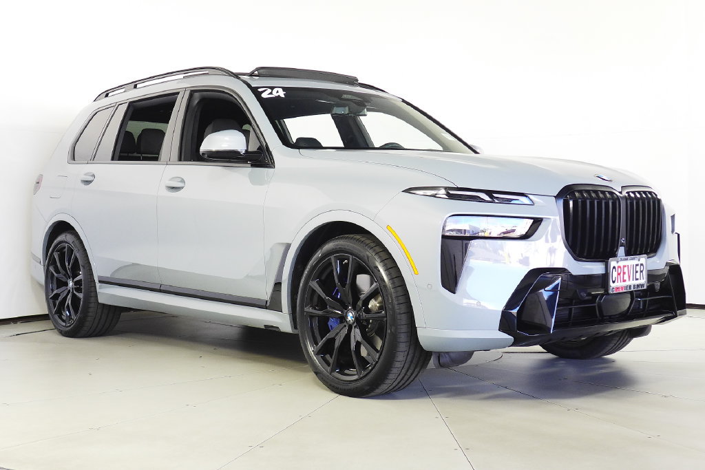 Certified 2024 BMW X7 xDrive40i w/ M Sport Package AWD/4WD image 4