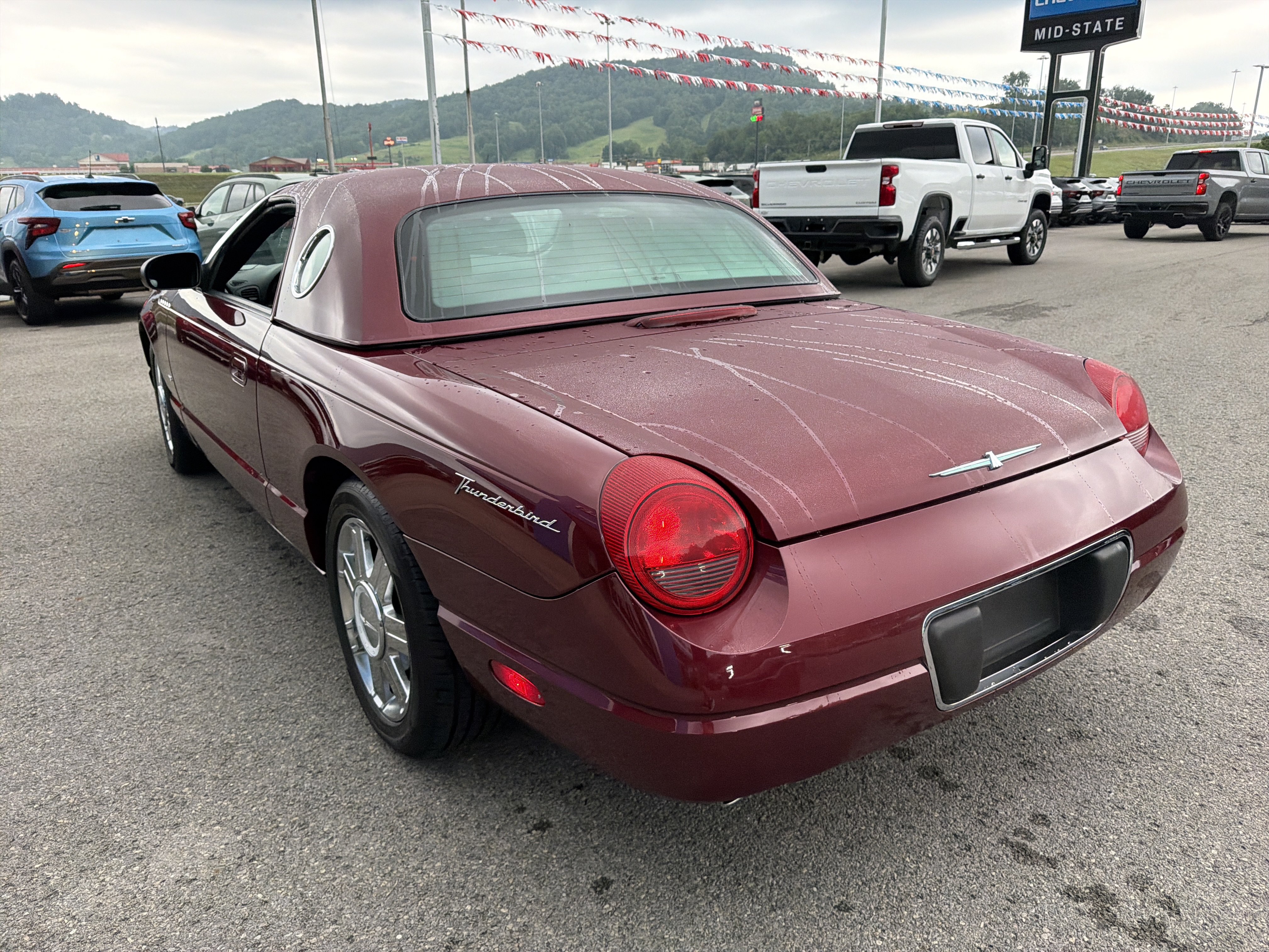 Used 2004 Ford Thunderbird RWD image 6