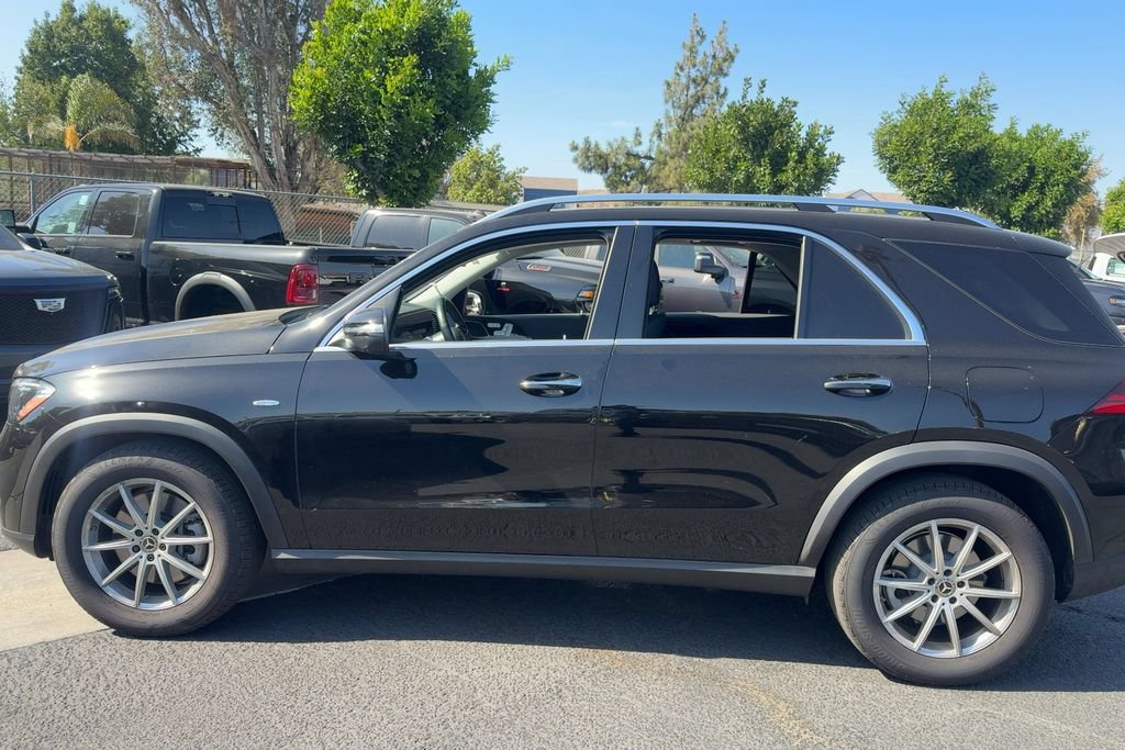 Used 2025 Mercedes-Benz GLE 450e 4MATIC image 9