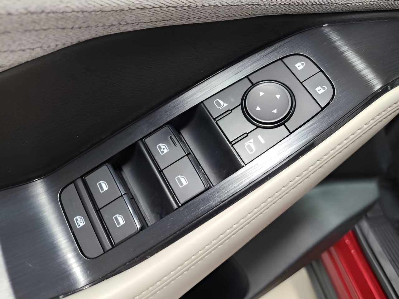 Used 2021 Nissan Rogue SV AWD/4WD image 20