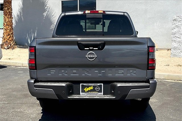 New 2025 Nissan Frontier SV w/ Tow Package image 3