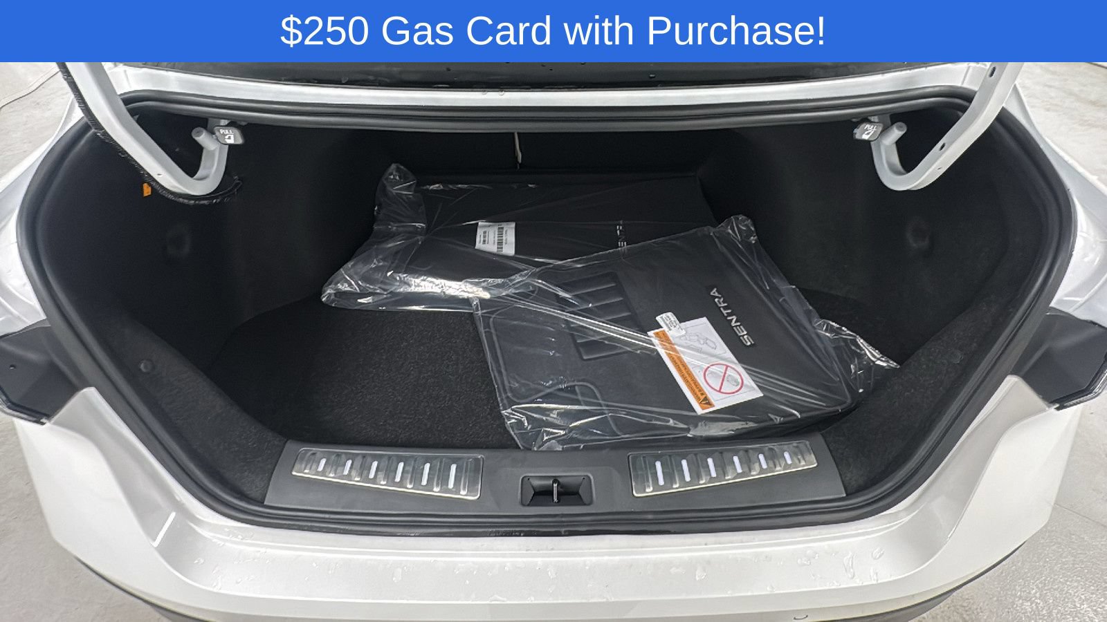 New 2026 Nissan Sentra SL w/ Floor Mat Package FWD image 15