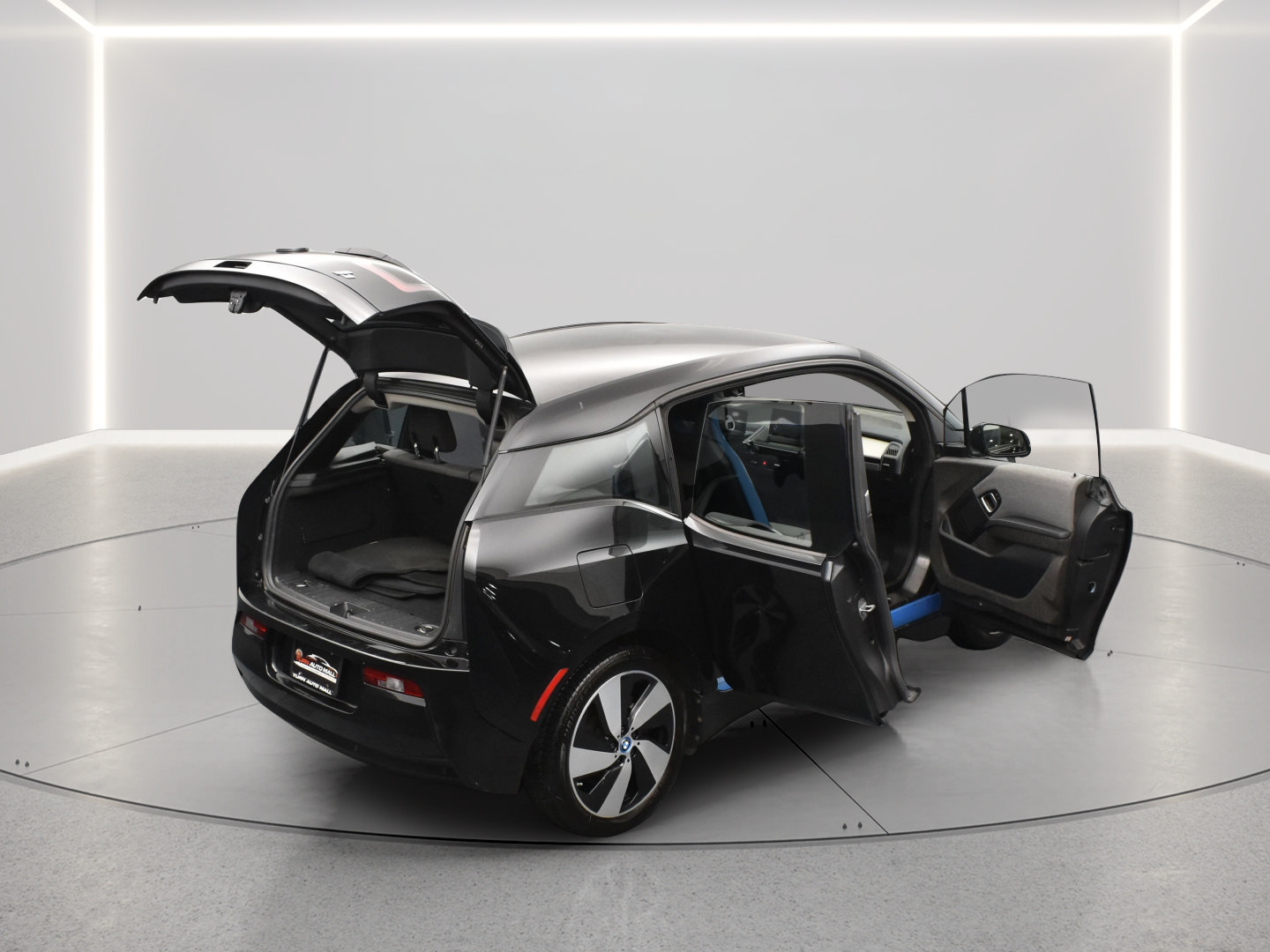 Used 2016 BMW i3 w/ Range Extender RWD image 11