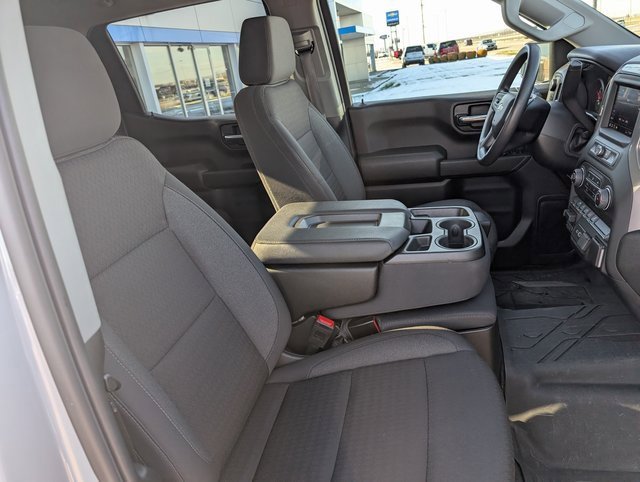 Certified 2024 Chevrolet Silverado 1500 Custom w/ LPO, Dark Essentials Package image 4