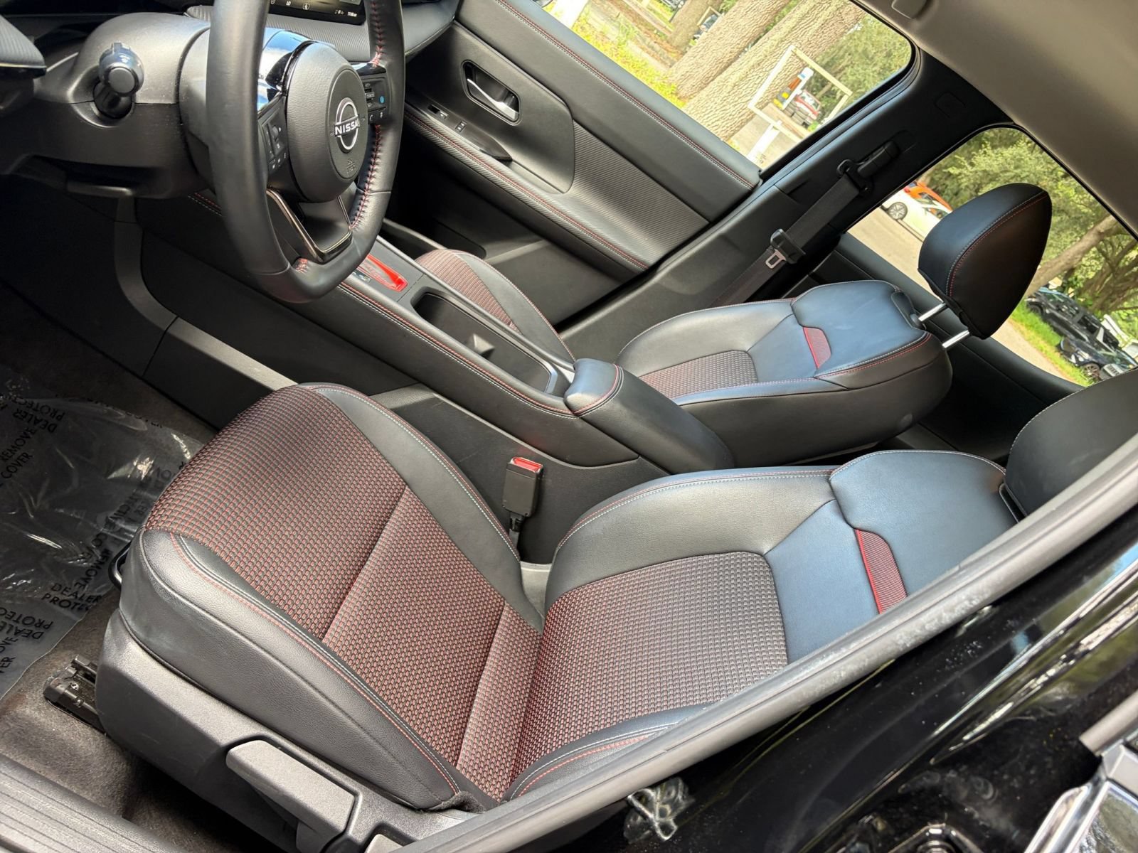 Used 2026 Nissan Kicks SR FWD image 34