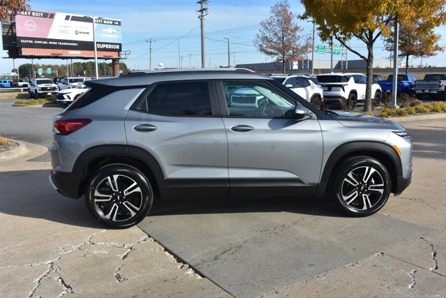 Used 2023 Chevrolet TrailBlazer LT image 4