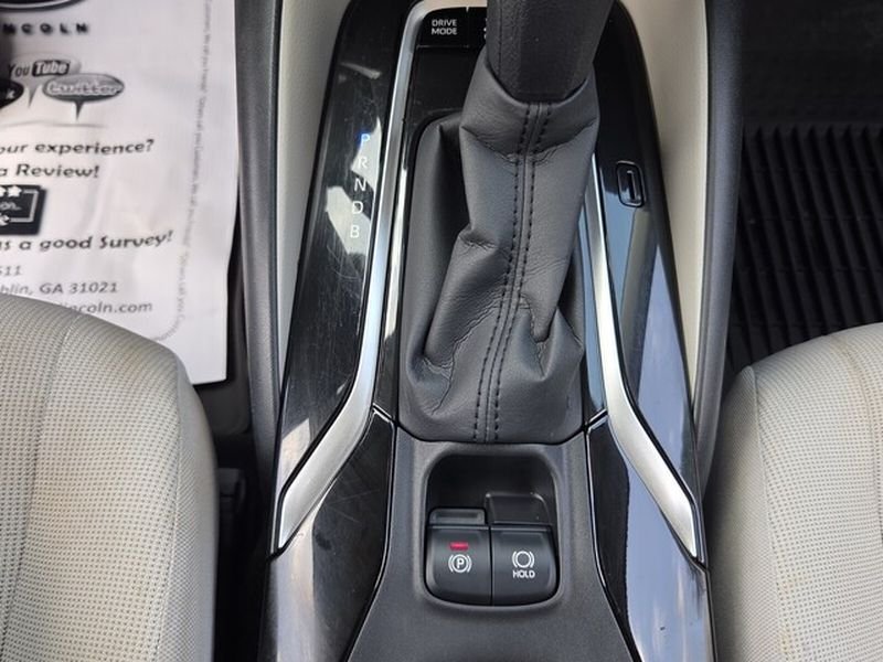 Used 2021 Toyota Corolla LE FWD image 20