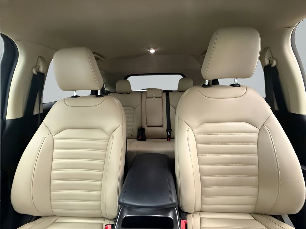 Used 2023 Ford Edge SEL image 14