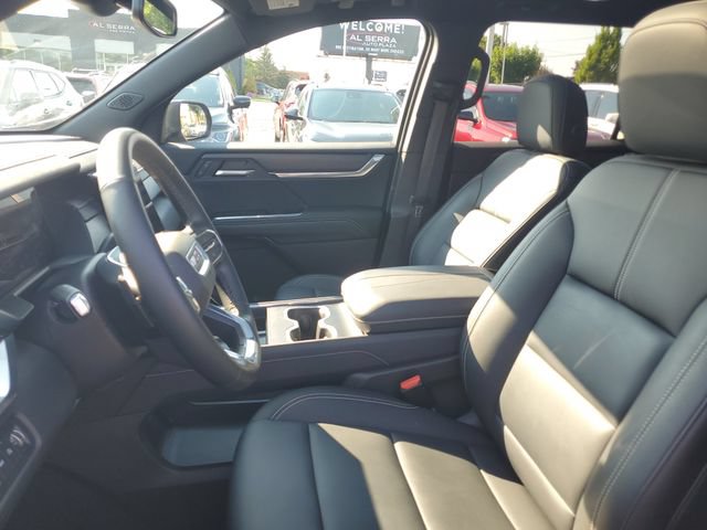 Certified 2024 GMC Acadia Elevation w/ Luxury Package AWD/4WD image 18
