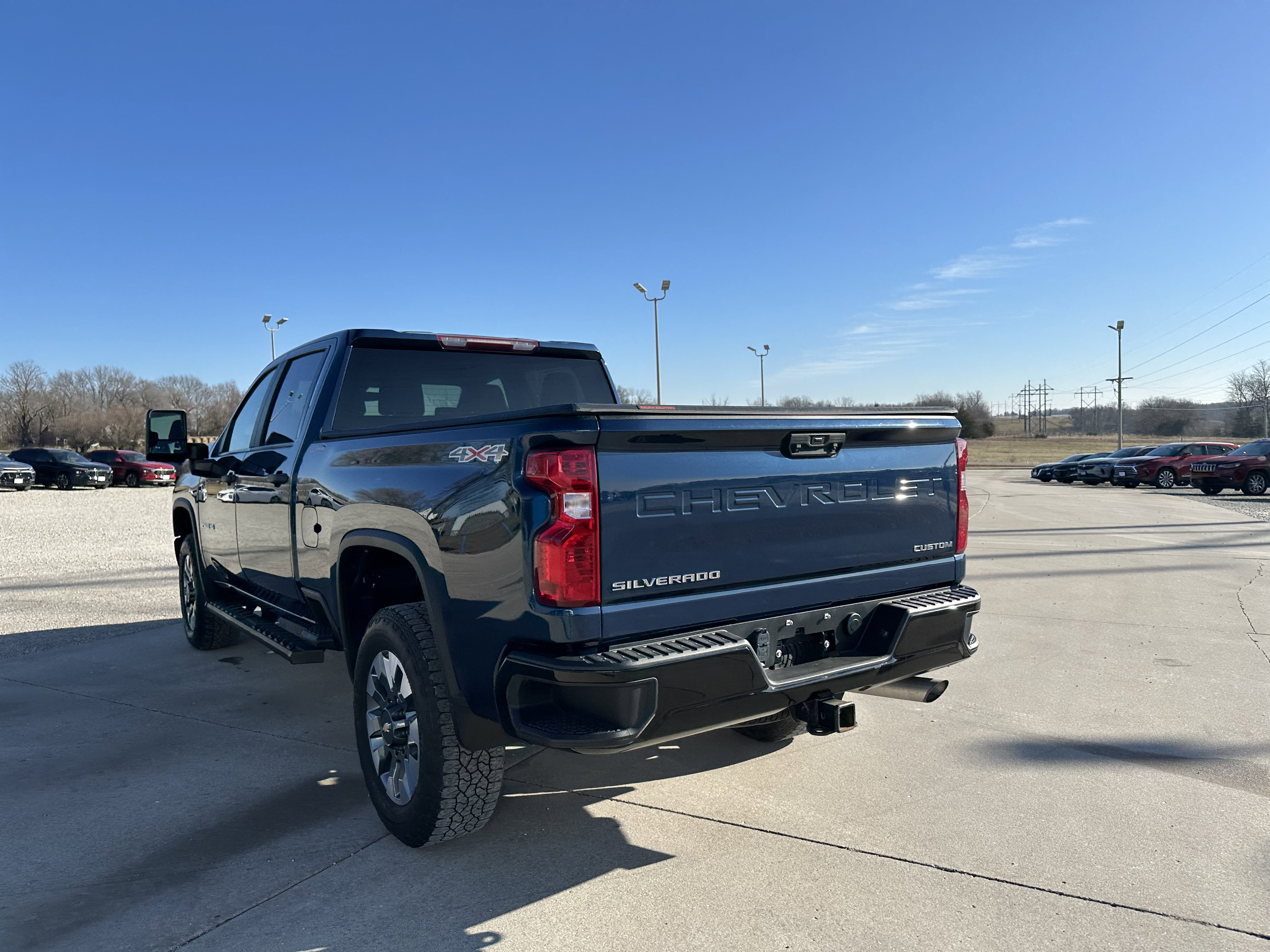 Used 2022 Chevrolet Silverado 2500 Custom w/ Custom Convenience Package image 6