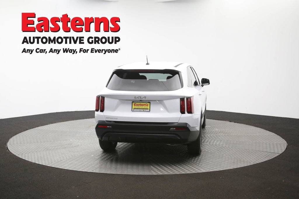 Used 2023 Kia Sorento LX FWD image 37