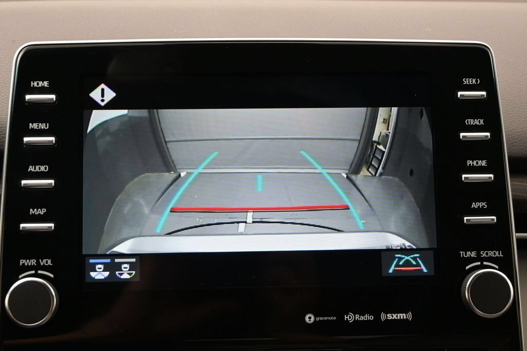 Used 2022 Toyota Avalon XLE w/ Moonroof Package FWD image 12