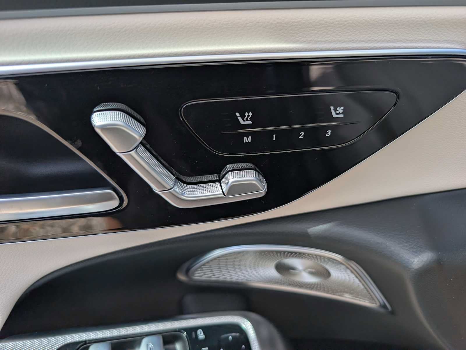 New 2027 Mercedes-Benz E 350 4MATIC Sedan image 32