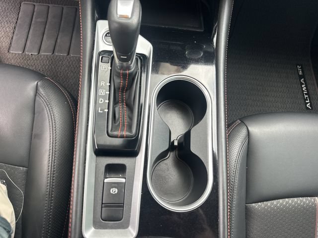 Used 2024 Nissan Altima 2.5 SR AWD/4WD image 23