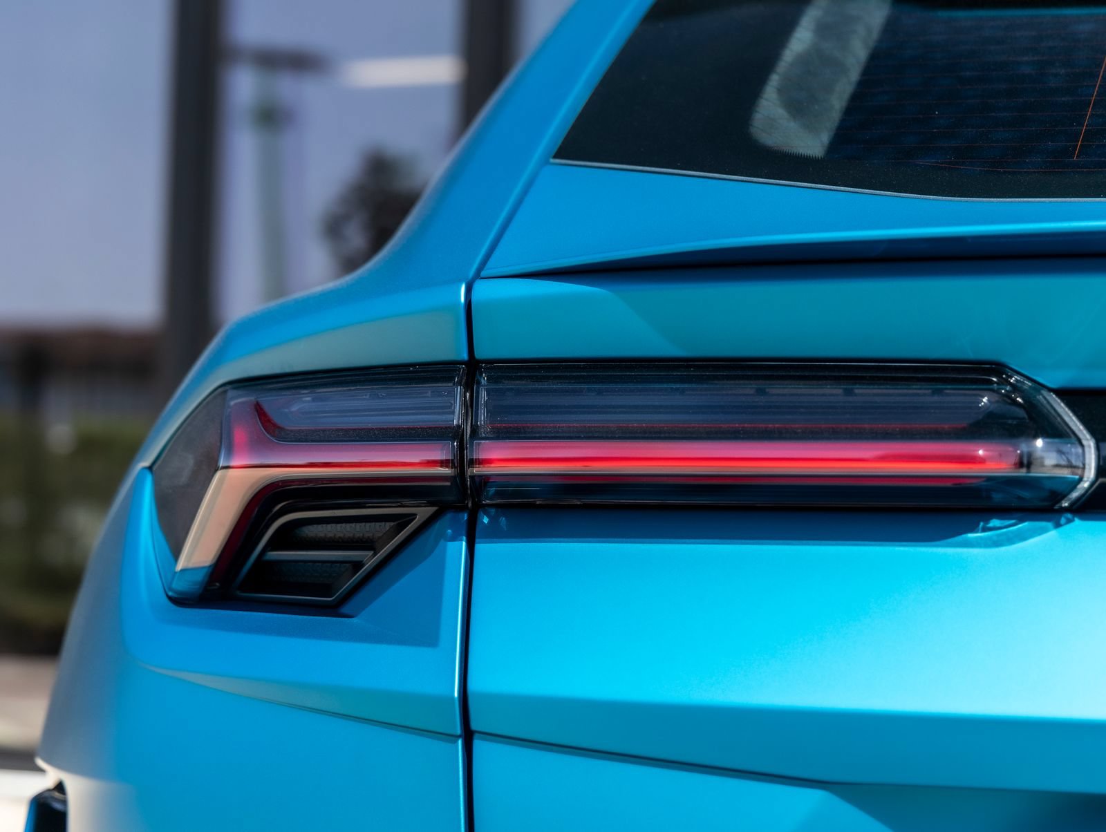 Used 2024 Lamborghini Urus S AWD/4WD image 12