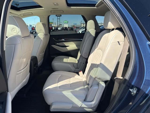 Used 2024 Buick Enclave Avenir w/ Avenir Technology Package image 24