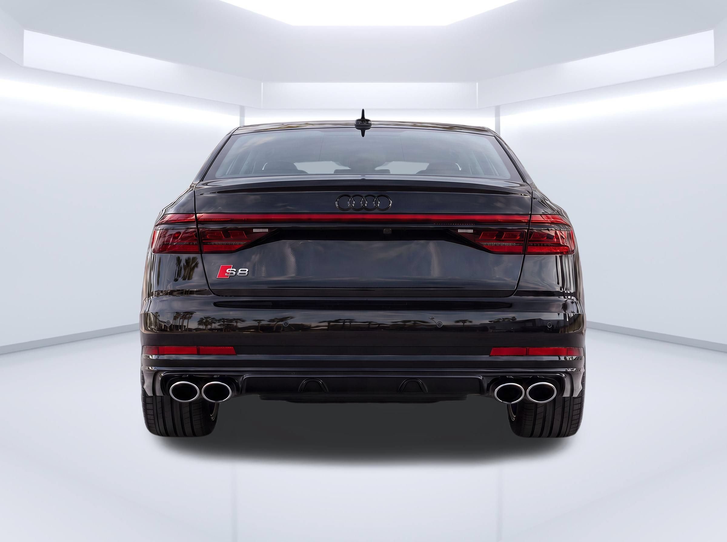 Used 2023 Audi S8 w/ S8 Comfort Plus Package AWD/4WD image 7