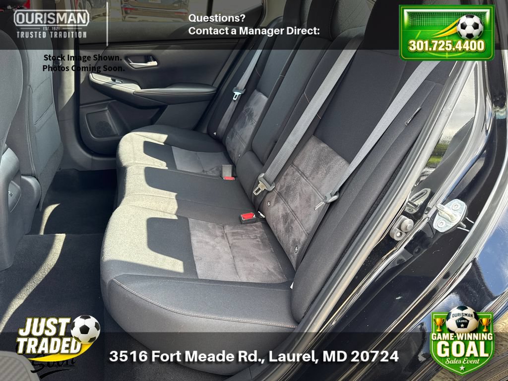 Used 2023 Nissan Sentra SR w/ Midnight Edition Package FWD image 17