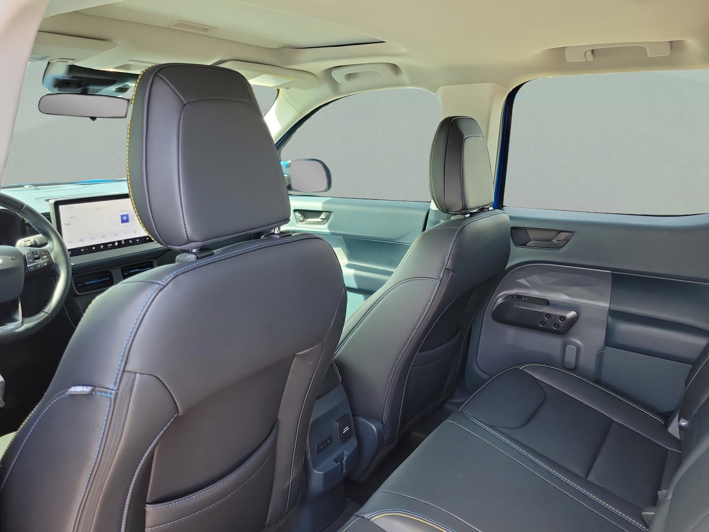 Certified 2025 Ford Maverick Lobo image 7