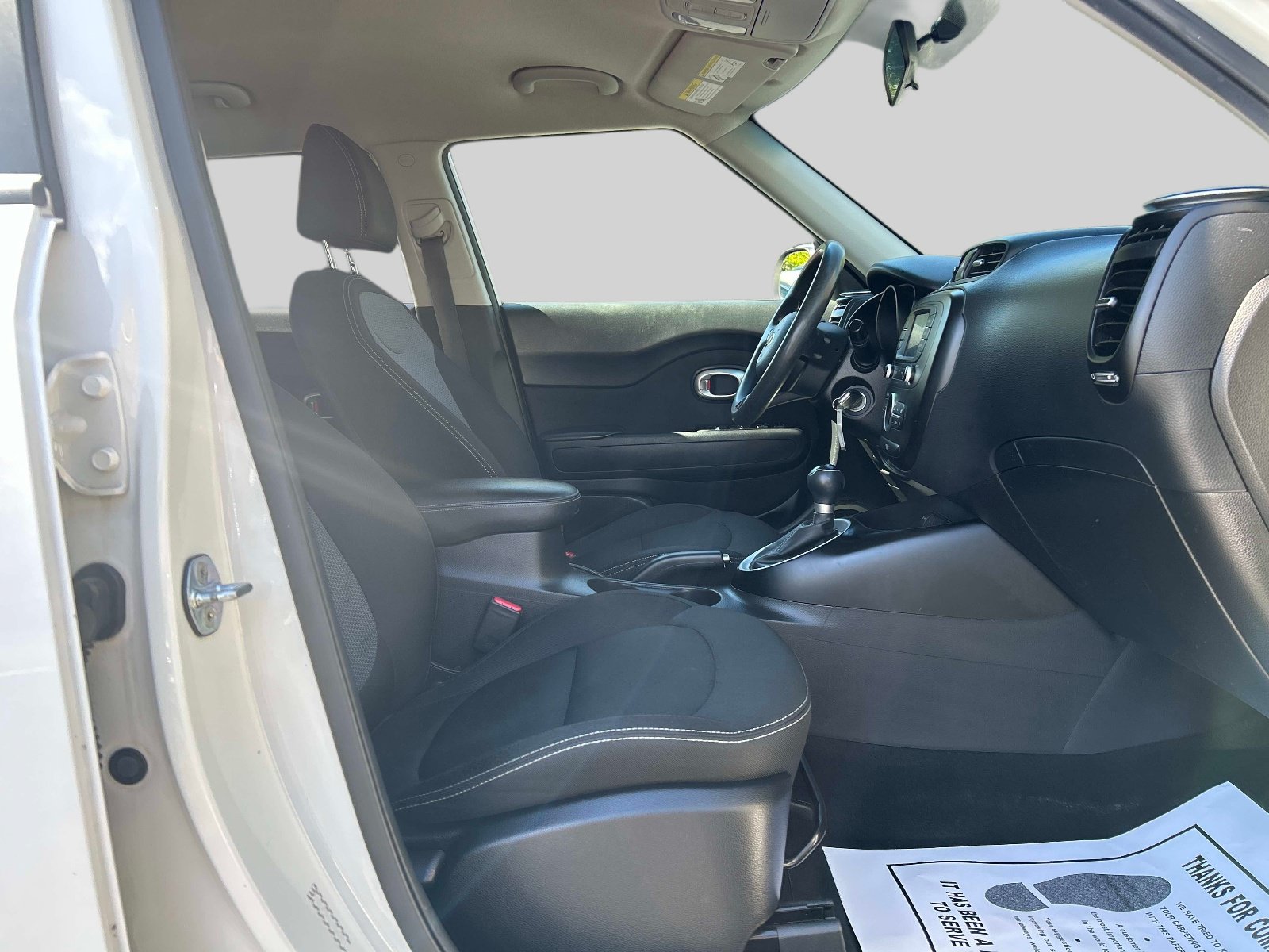 Used 2017 Kia Soul + FWD image 16