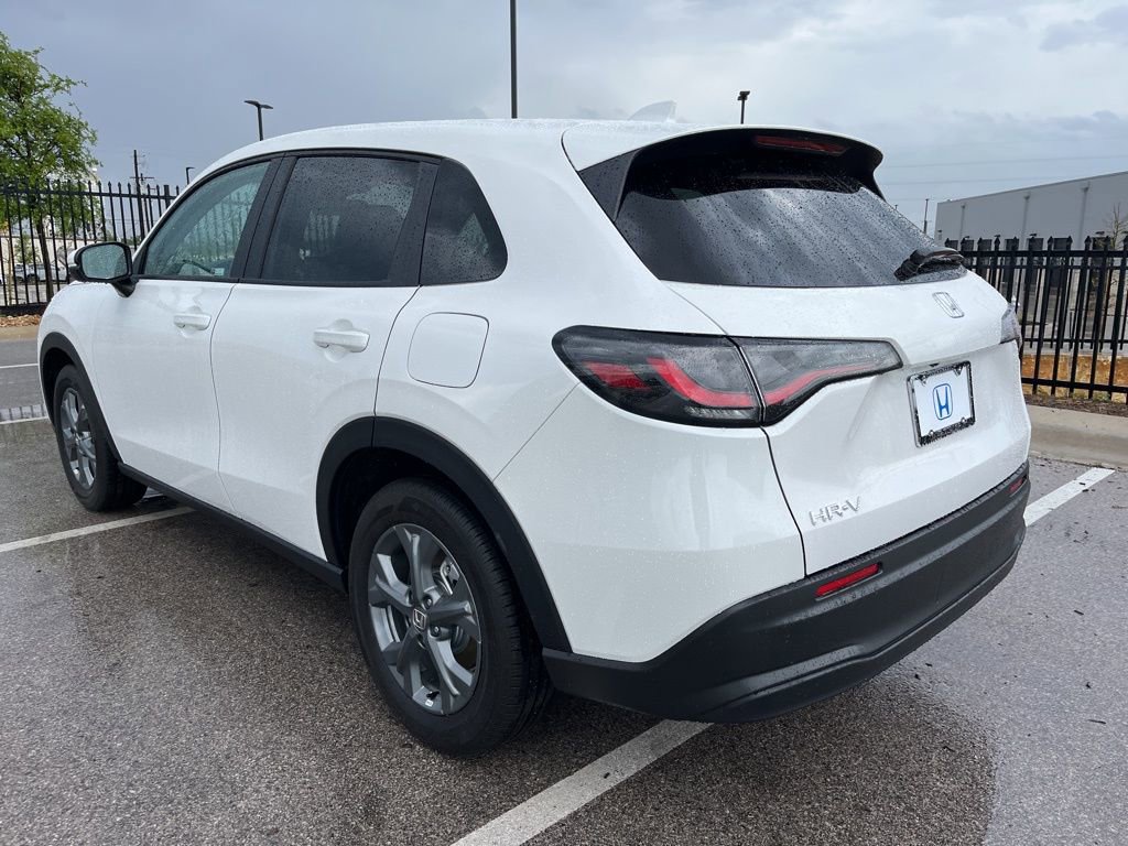 Certified 2026 Honda HR-V LX image 6