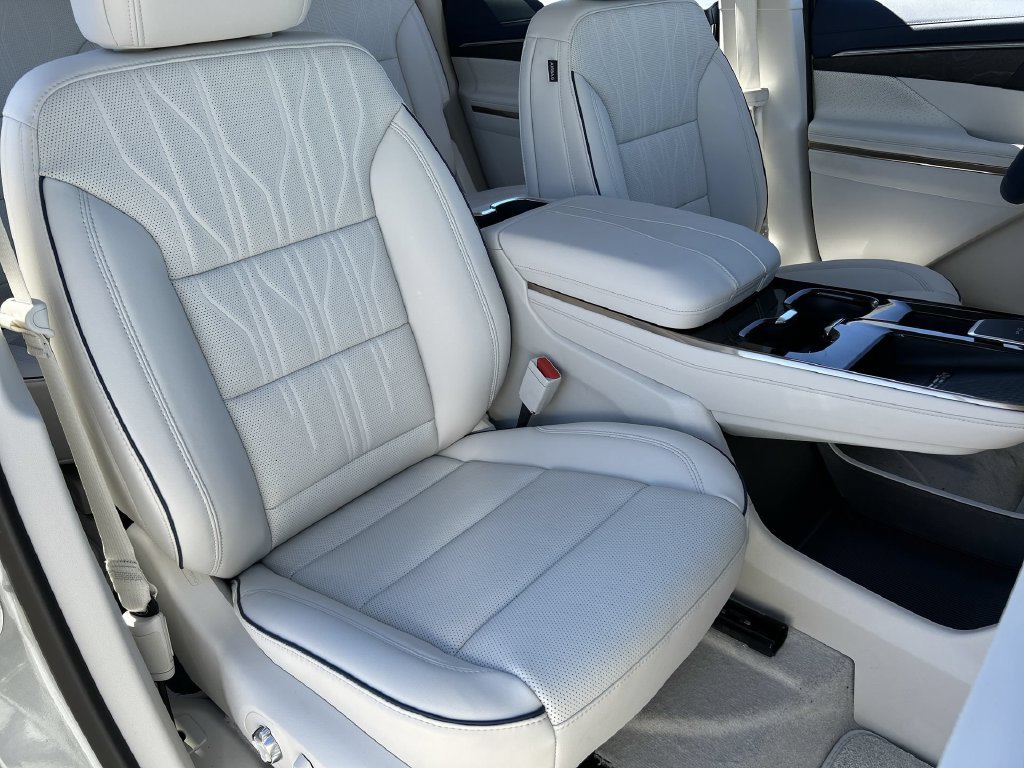 New 2026 Buick Enclave Avenir w/ Super Cruise Package FWD image 29