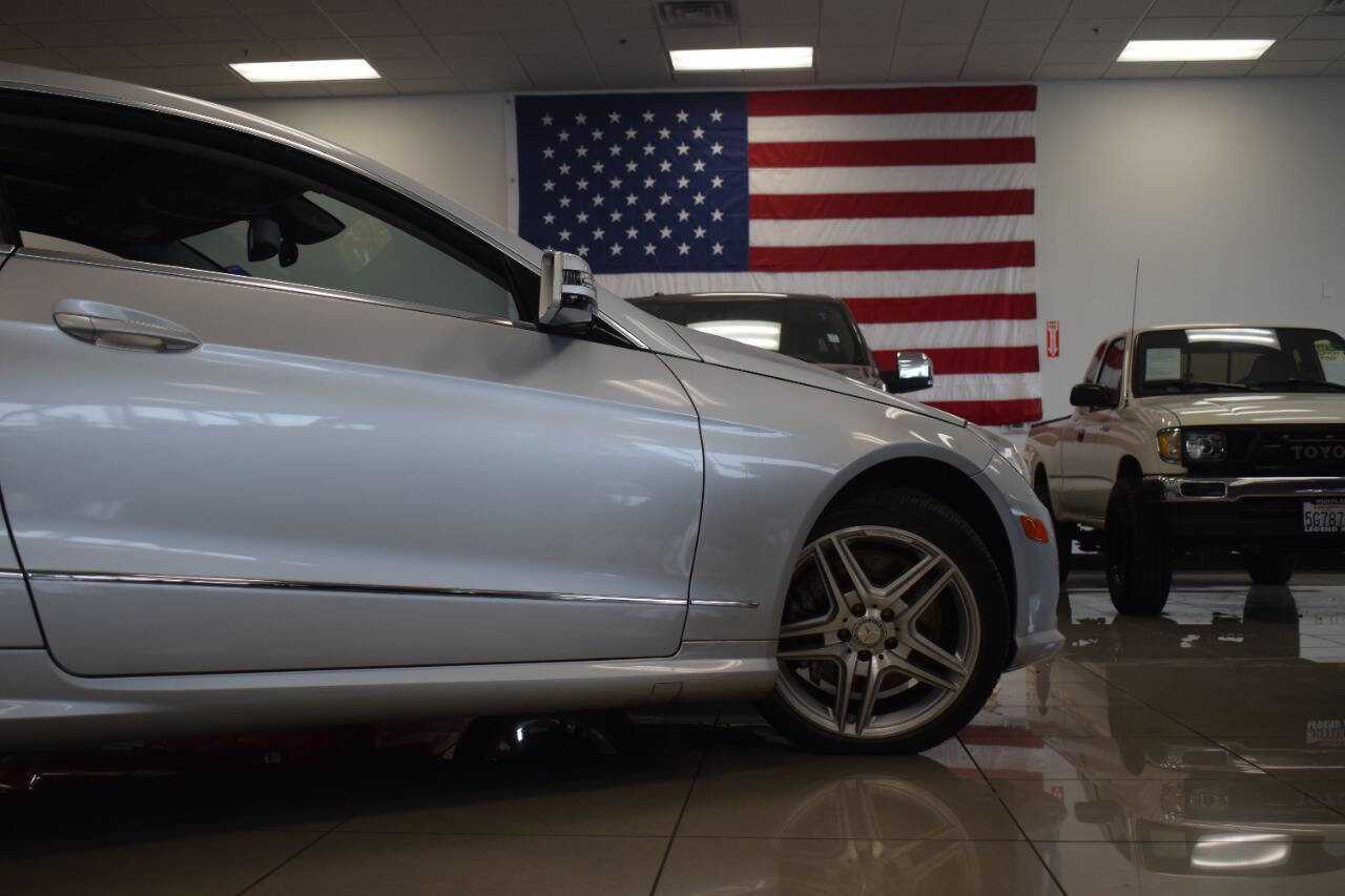 Used 2011 Mercedes-Benz E 550 Coupe image 25