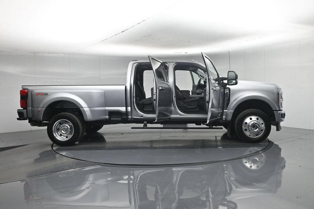 New 2027 Ford F450 Lariat w/ Lariat Ultimate Package AWD/4WD image 38