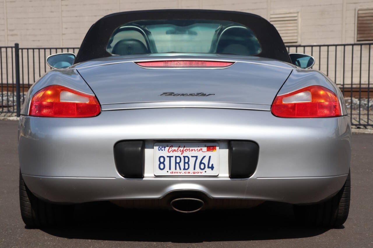 Used 2002 Porsche Boxster RWD image 18