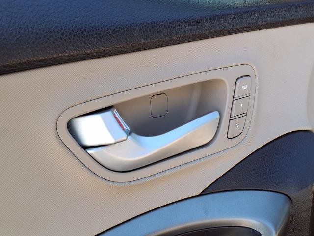 Used 2017 Hyundai Santa Fe Sport w/ 2.0T Ultimate Tech Package 05 image 16